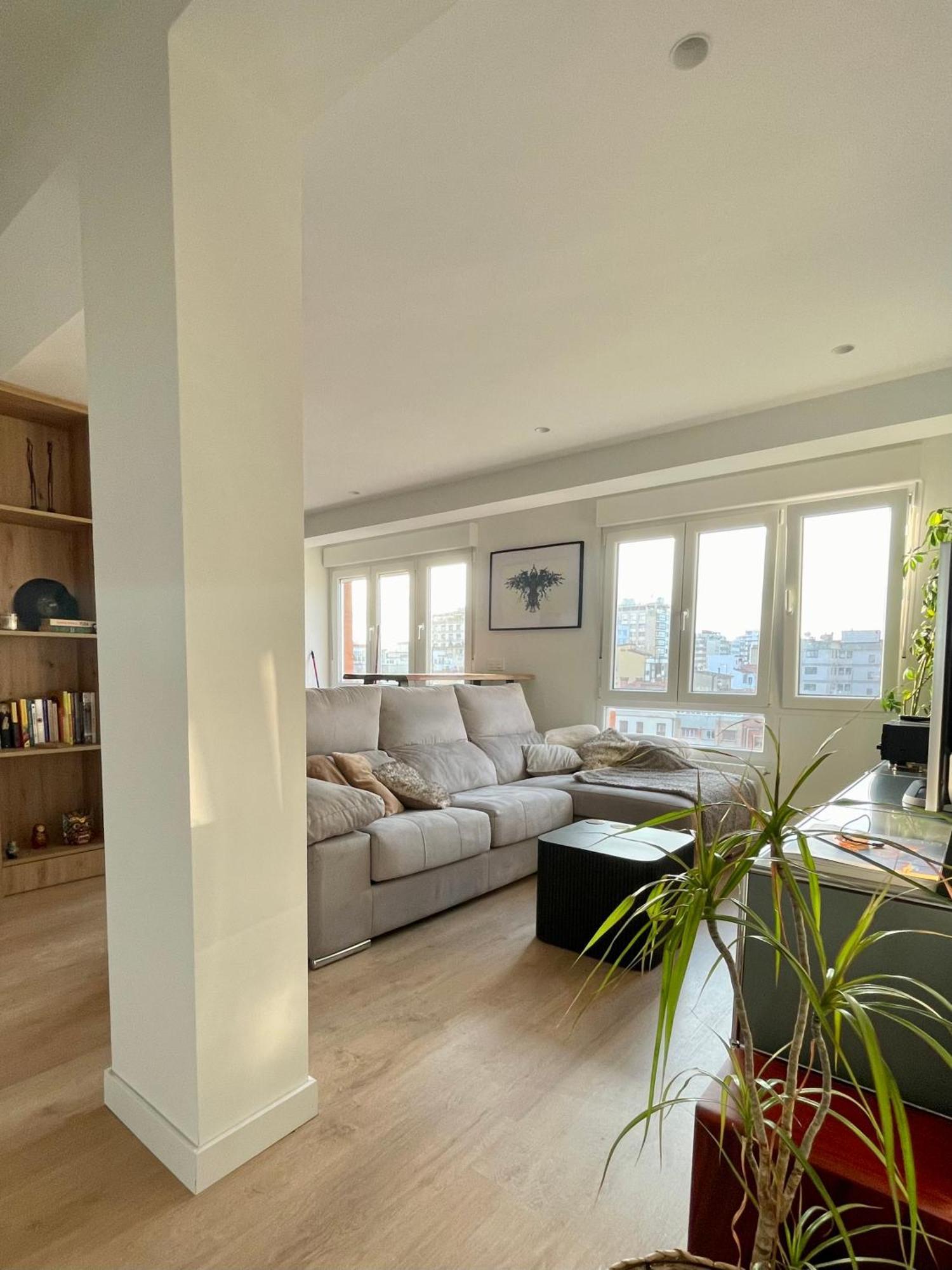 Piso De 2 Habitaciones En Centro, Zona Muy Tranquila Con Playa A 2 Min Andando Gijón Exterior foto